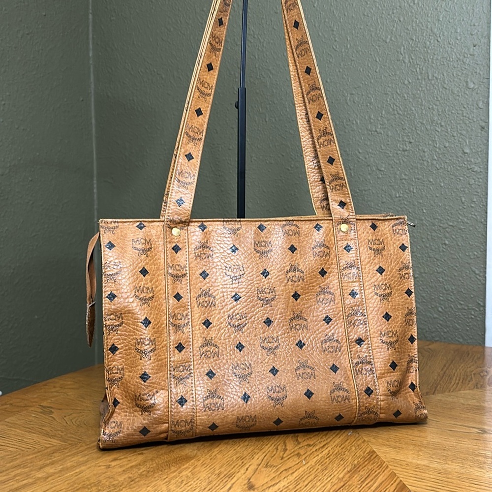 MCM Visetos Shopper Tote - Picture 3 of 17